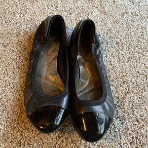 Black Ballet Flats